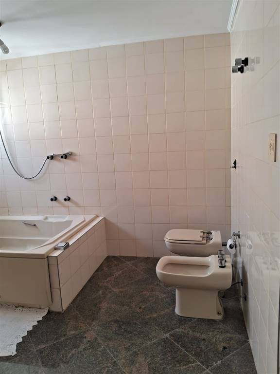Apartamento com 4 quartos e 236 m² em Vila Guilhermina, Praia Grande