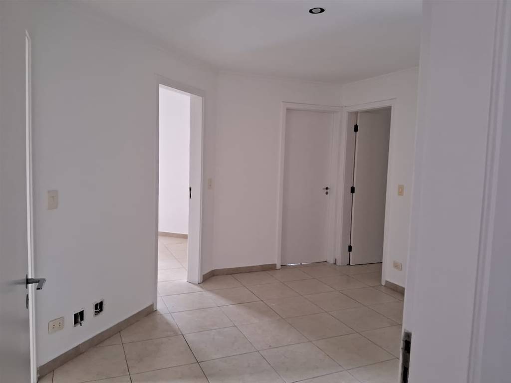 Apartamento com 4 quartos e 236 m² em Vila Guilhermina, Praia Grande