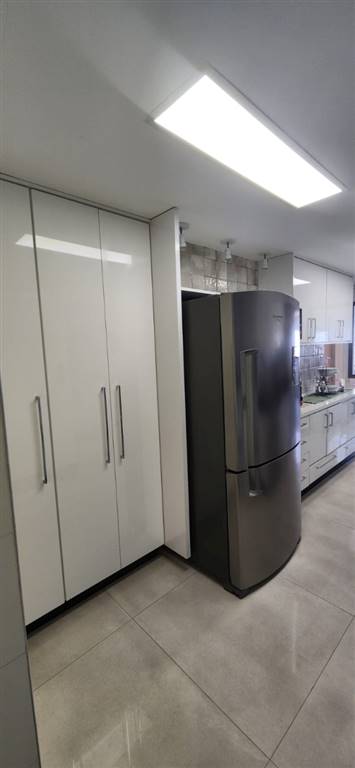 Apartamento com 3 quartos e 174 m² em Vila Guilhermina, Praia Grande