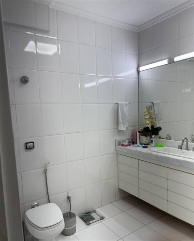 Apartamento com 4 quartos e 220 m² em Vila Guilhermina, Praia Grande