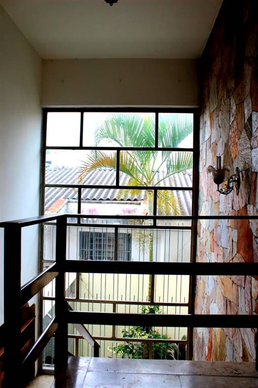 Casa com 7 quartos e 385 m² em Vila Guilhermina, Praia Grande