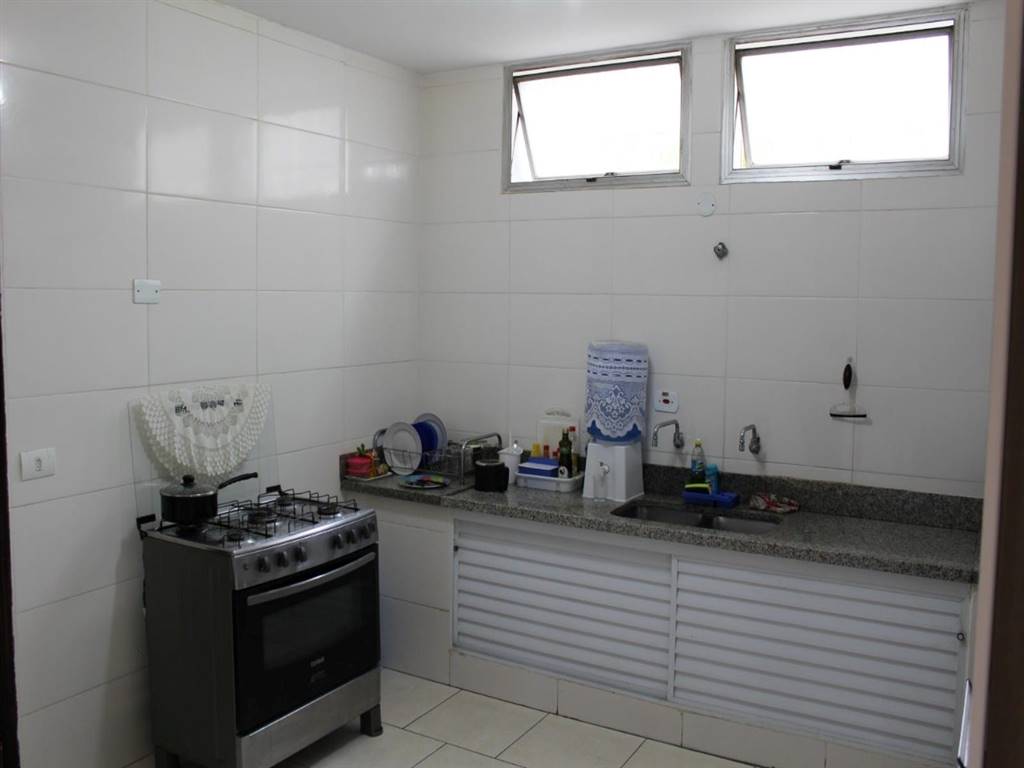 Casa com 7 quartos e 385 m² em Vila Guilhermina, Praia Grande