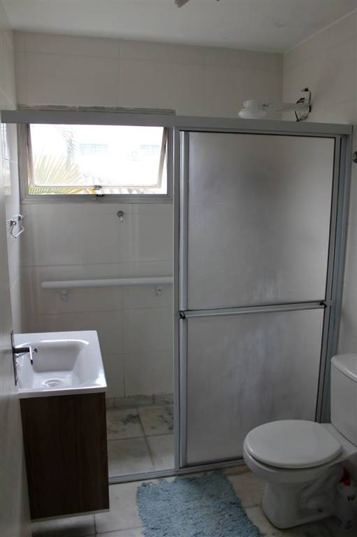 Casa com 7 quartos e 385 m² em Vila Guilhermina, Praia Grande