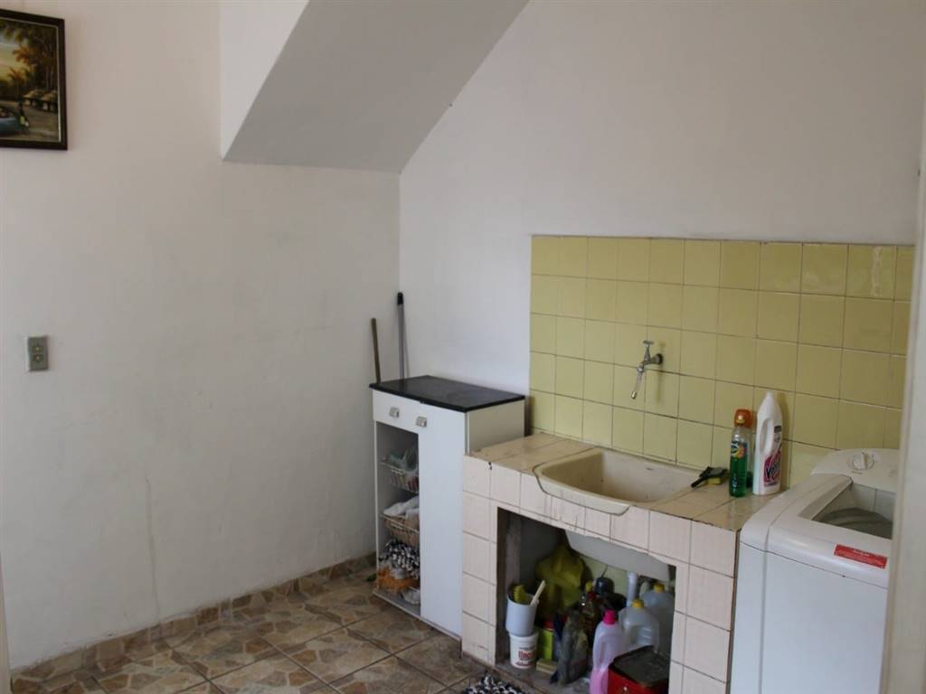 Casa com 7 quartos e 385 m² em Vila Guilhermina, Praia Grande