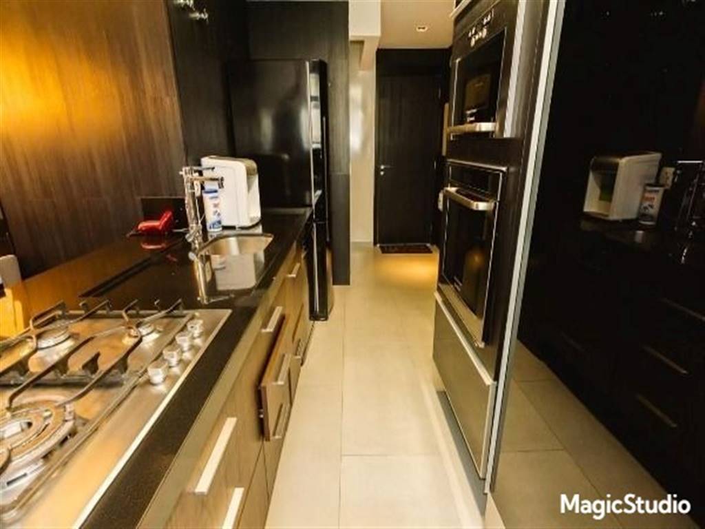 Apartamento com 2 quartos e 200 m² em Vila Guilhermina, Praia Grande