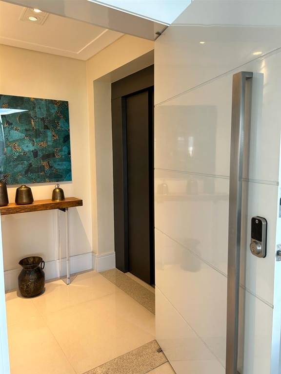 Apartamento com 3 quartos e 236 m² em Vila Guilhermina, Praia Grande