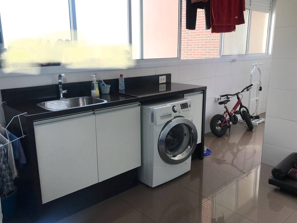 Apartamento com 3 quartos e 236 m² em Vila Guilhermina, Praia Grande