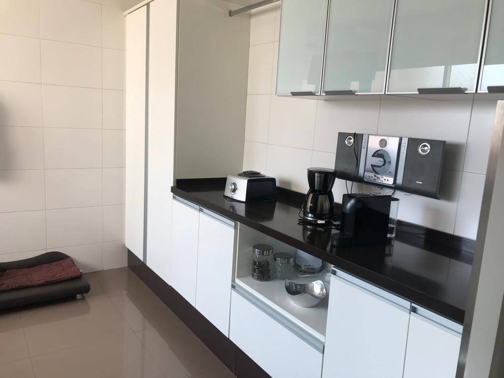 Apartamento com 3 quartos e 236 m² em Vila Guilhermina, Praia Grande