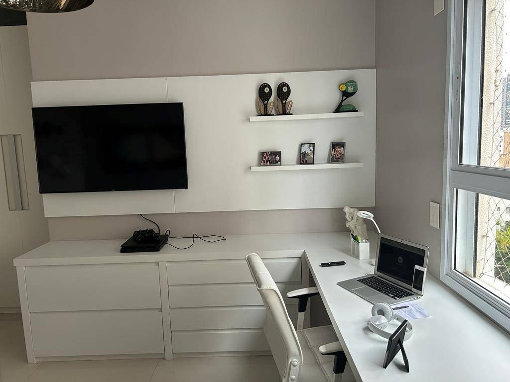 Apartamento com 3 quartos e 236 m² em Vila Guilhermina, Praia Grande