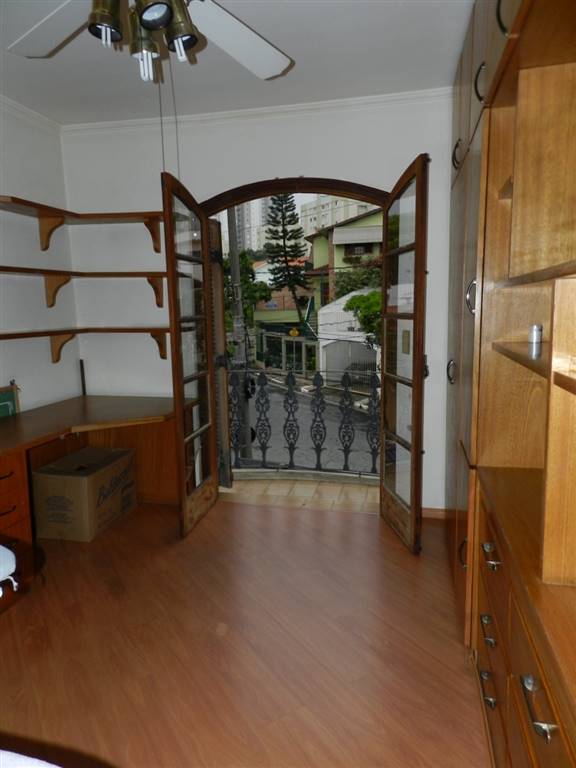 Casa com 5 quartos e 240 m² em Vila Guilhermina, Praia Grande