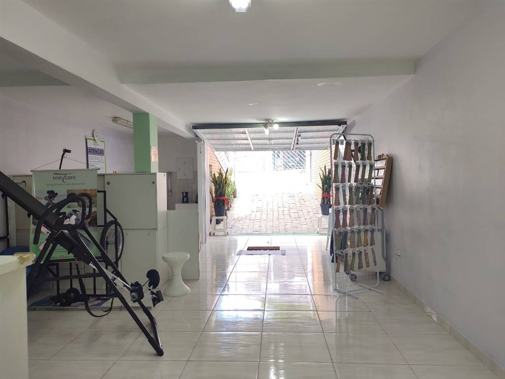 Casa com 5 quartos e 240 m² em Vila Guilhermina, Praia Grande
