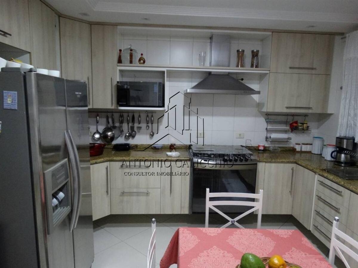 Casa com 5 quartos e 450 m² em Vila Guilhermina, Praia Grande