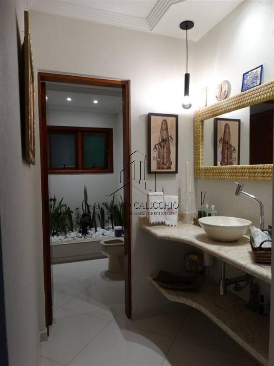 Casa com 5 quartos e 450 m² em Vila Guilhermina, Praia Grande