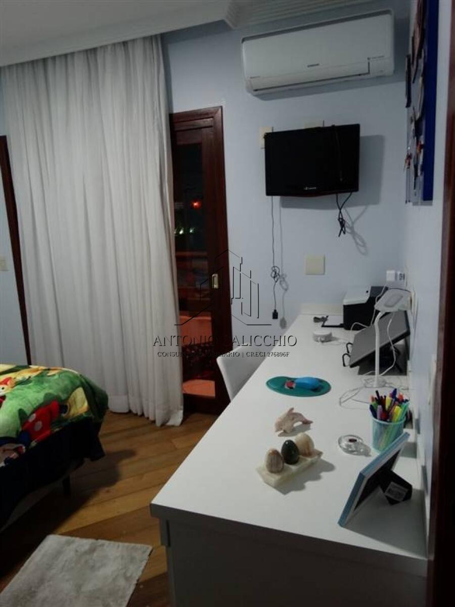 Casa com 5 quartos e 450 m² em Vila Guilhermina, Praia Grande