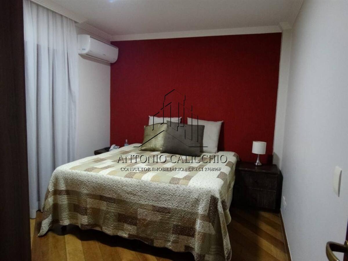 Casa com 5 quartos e 450 m² em Vila Guilhermina, Praia Grande