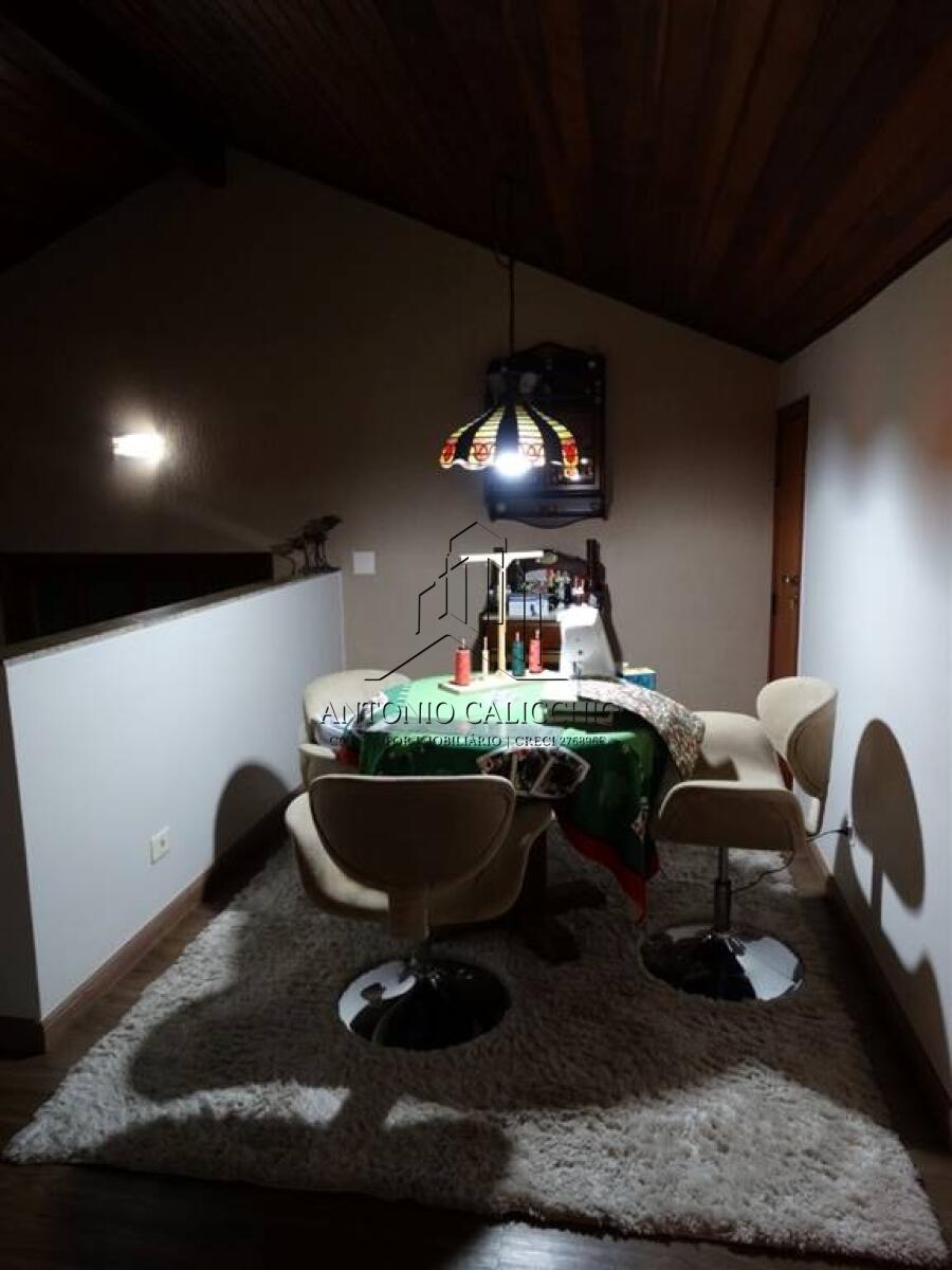 Casa com 5 quartos e 450 m² em Vila Guilhermina, Praia Grande