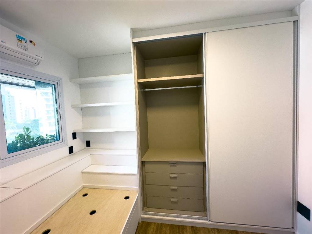Apartamento com 3 quartos e 220 m² em Vila Guilhermina, Praia Grande
