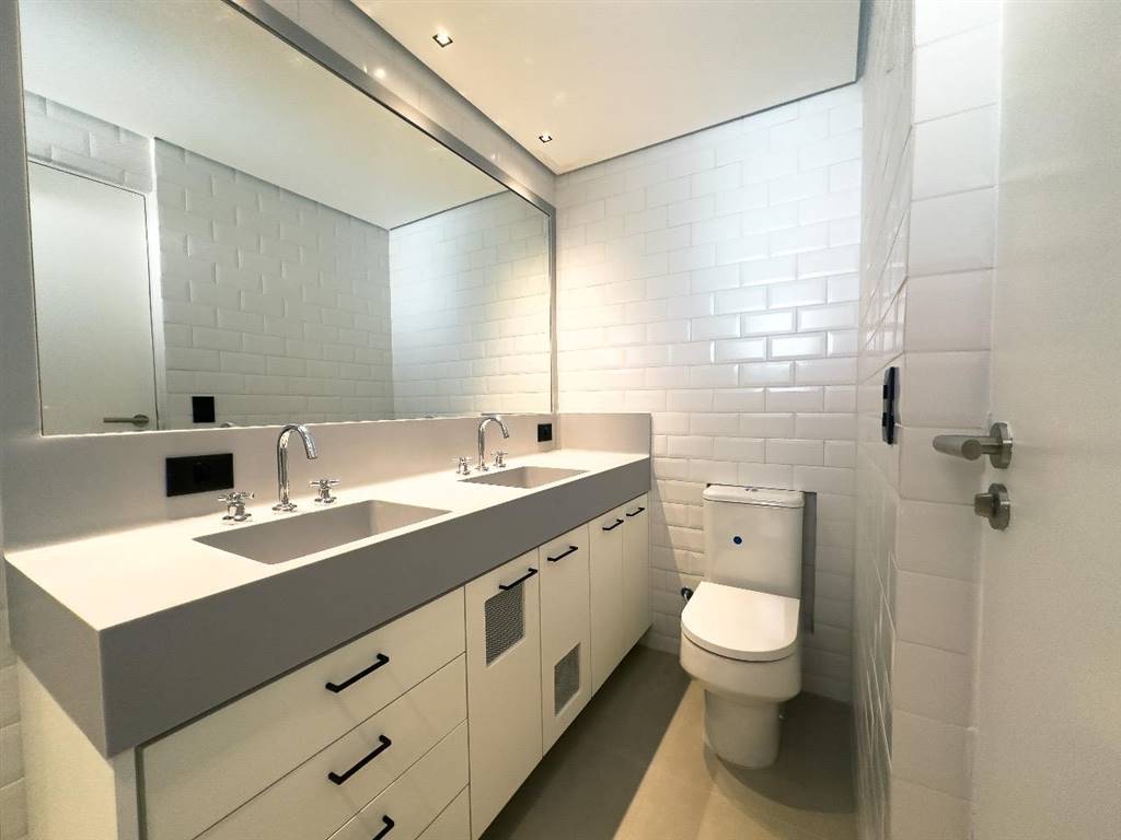 Apartamento com 3 quartos e 220 m² em Vila Guilhermina, Praia Grande