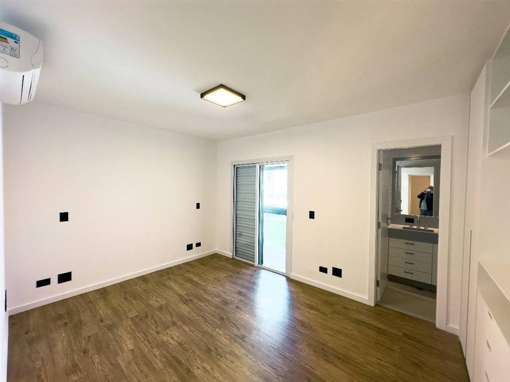 Apartamento com 3 quartos e 220 m² em Vila Guilhermina, Praia Grande