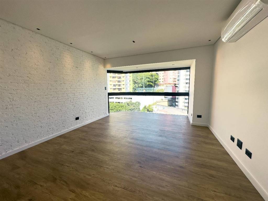 Apartamento com 3 quartos e 220 m² em Vila Guilhermina, Praia Grande