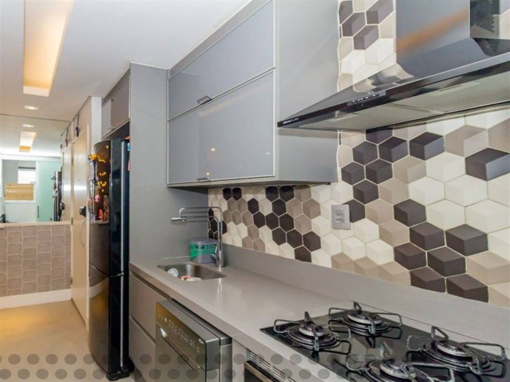 Apartamento com 2 quartos e 72 m² em Vila Guilhermina, Praia Grande