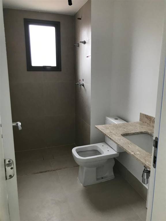 Apartamento com 3 quartos e 131 m² em Vila Guilhermina, Praia Grande