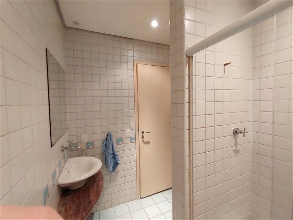 Apartamento com 2 quartos e 92 m² em Vila Guilhermina, Praia Grande