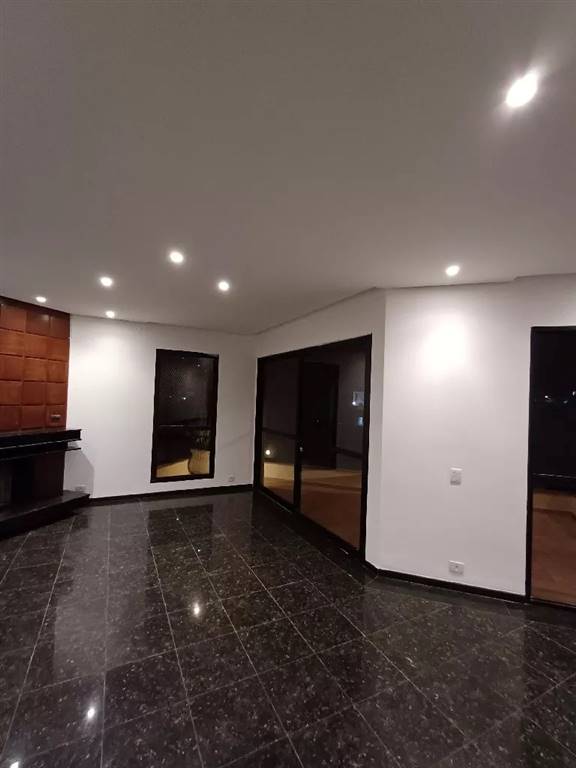 Apartamento com 4 quartos e 246 m² em Vila Guilhermina, Praia Grande