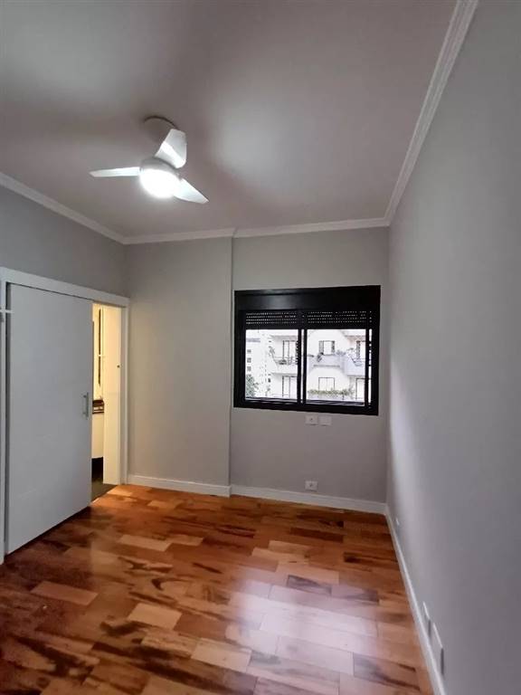 Apartamento com 4 quartos e 246 m² em Vila Guilhermina, Praia Grande