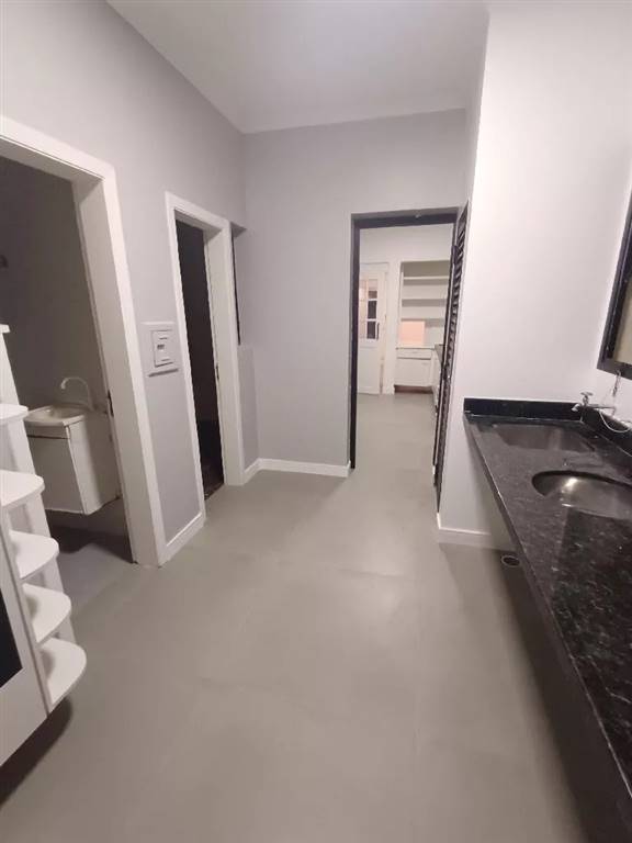 Apartamento com 4 quartos e 246 m² em Vila Guilhermina, Praia Grande