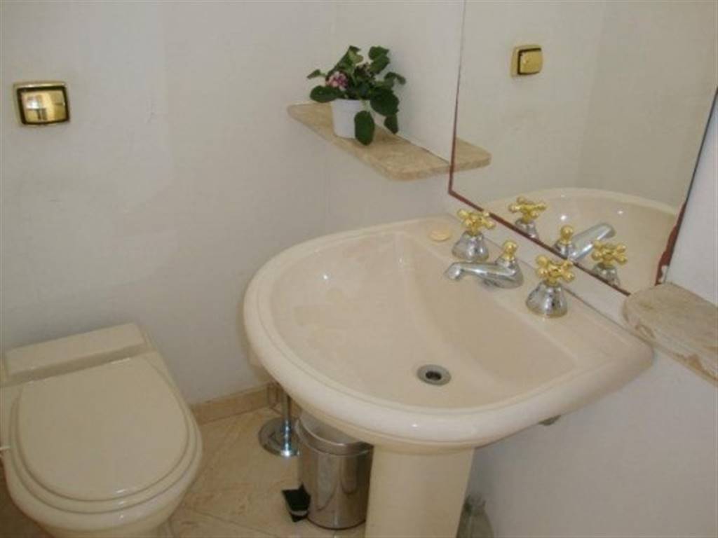Apartamento com 3 quartos e 180 m² em Vila Guilhermina, Praia Grande