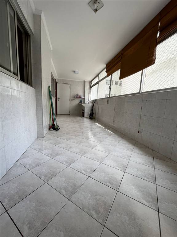 Apartamento com 3 quartos e 200 m² em Vila Guilhermina, Praia Grande
