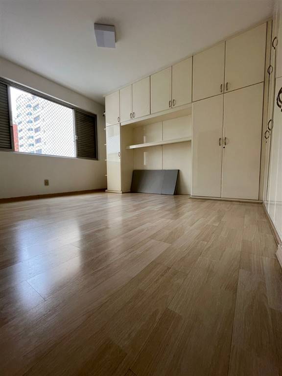 Apartamento com 3 quartos e 200 m² em Vila Guilhermina, Praia Grande