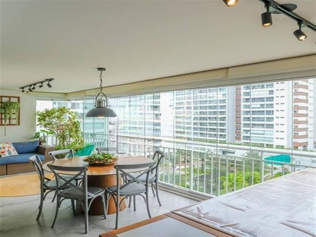 Apartamento com 3 quartos e 162 m² em Vila Guilhermina, Praia Grande