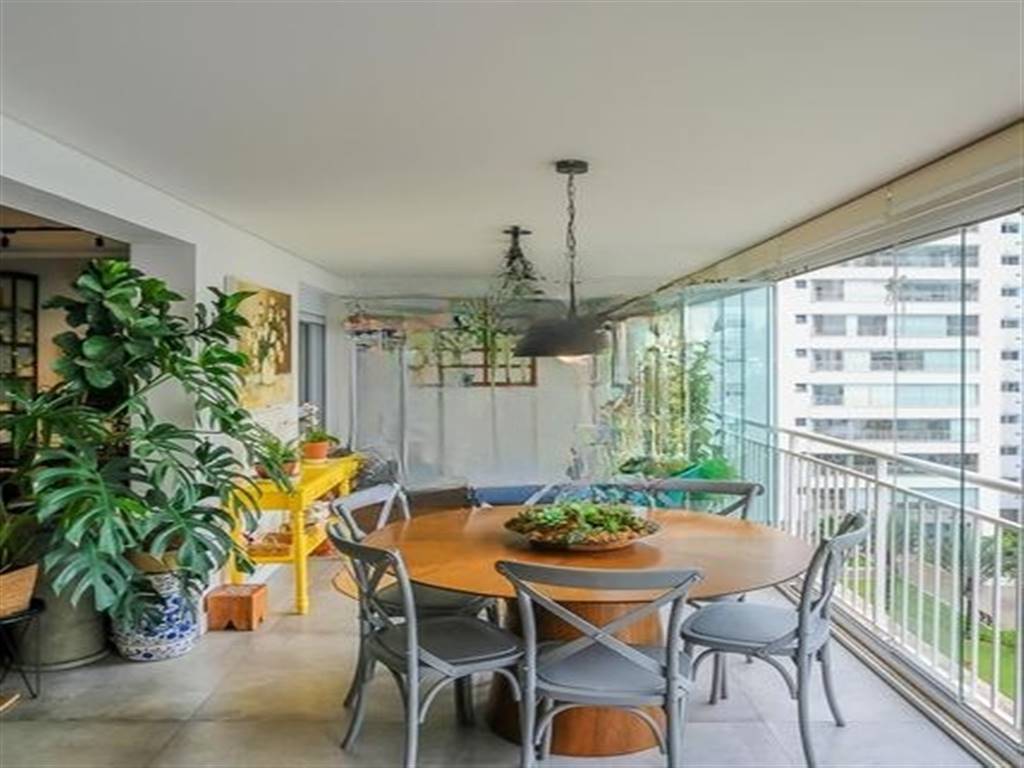 Apartamento com 3 quartos e 162 m² em Vila Guilhermina, Praia Grande