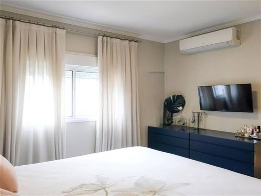 Apartamento com 3 quartos e 162 m² em Vila Guilhermina, Praia Grande