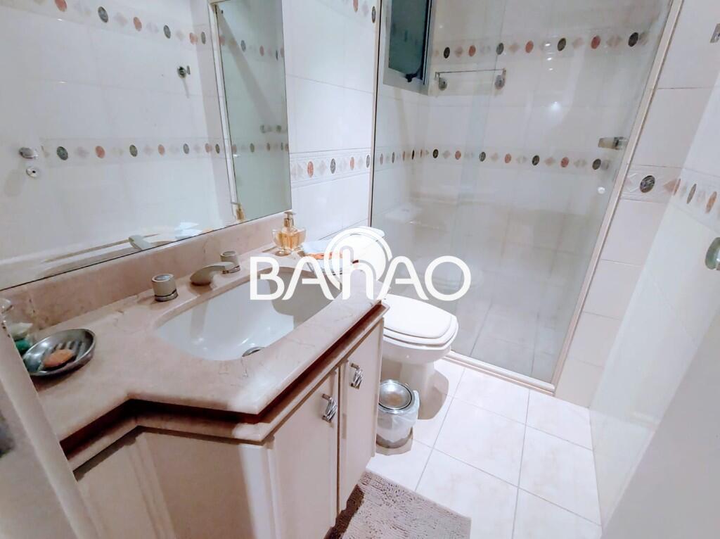 Apartamento com 3 quartos e 190 m² em Vila Guilhermina, Praia Grande