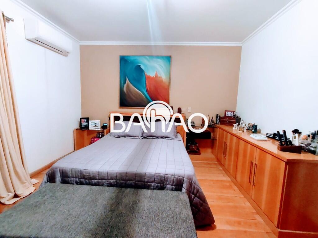 Apartamento com 3 quartos e 190 m² em Vila Guilhermina, Praia Grande