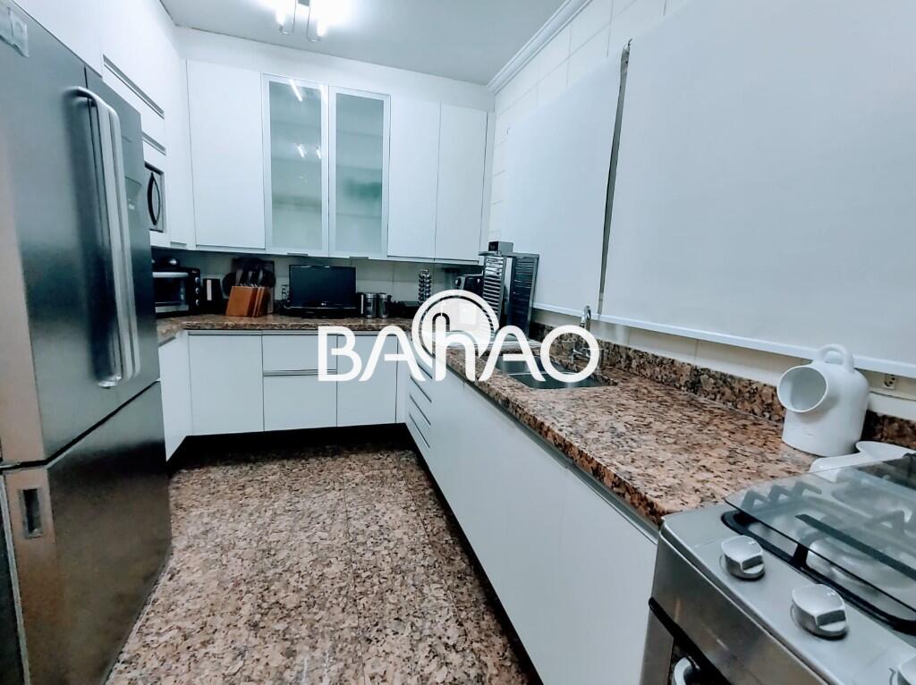 Apartamento com 3 quartos e 190 m² em Vila Guilhermina, Praia Grande