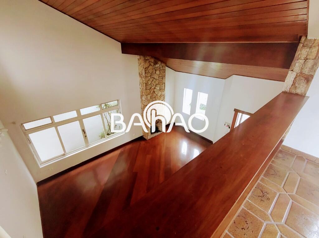 Casa com 3 quartos e 395 m² em Vila Guilhermina, Praia Grande