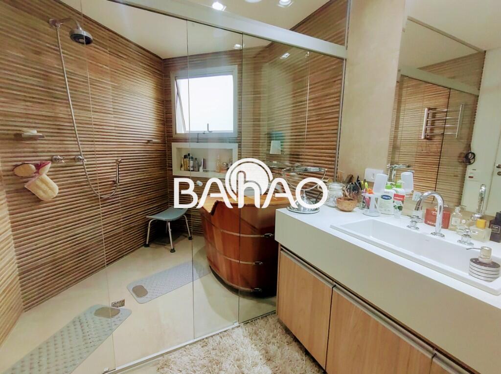 Apartamento com 3 quartos e 190 m² em Vila Guilhermina, Praia Grande