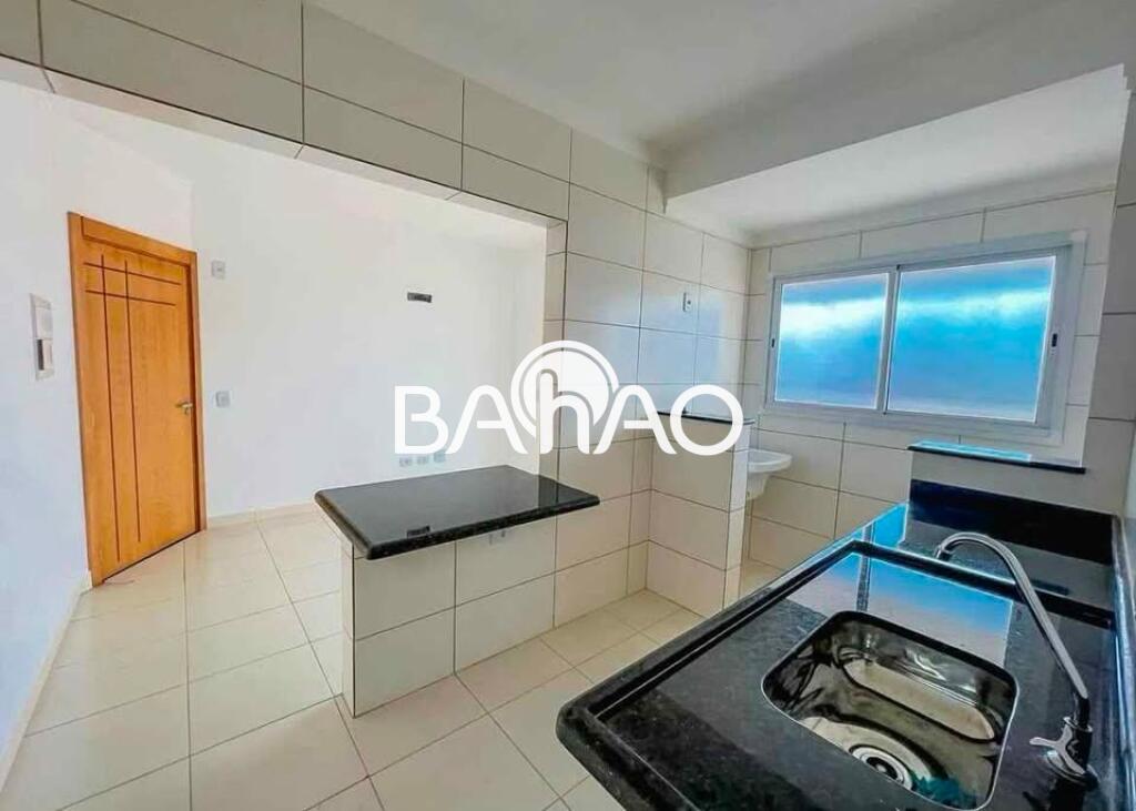 Apartamento com 2 quartos e 60 m² em Vila Guilhermina, Praia Grande