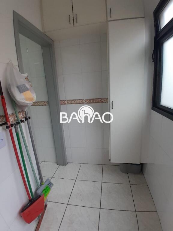 Apartamento com 2 quartos e 90 m² em Vila Guilhermina, Praia Grande