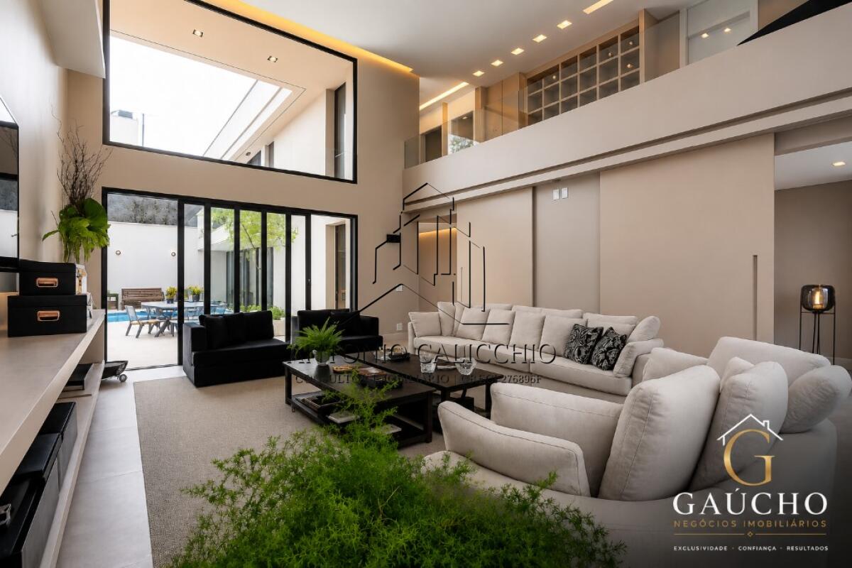 Casa com 5 quartos e 508 m² em Vila Guilhermina, Praia Grande
