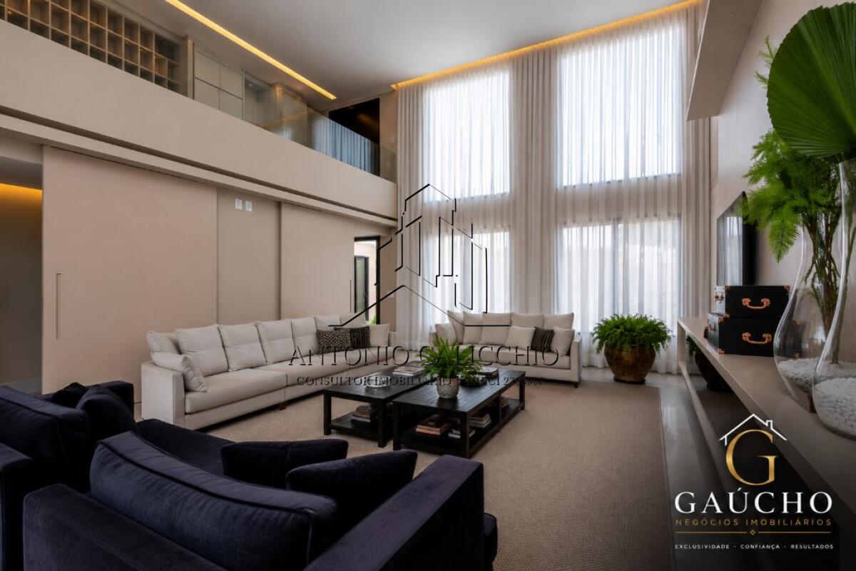 Casa com 5 quartos e 508 m² em Vila Guilhermina, Praia Grande