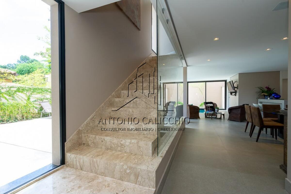 Casa com 5 quartos e 508 m² em Vila Guilhermina, Praia Grande