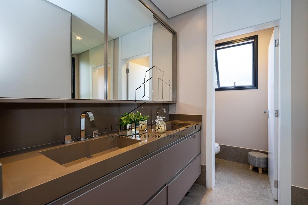 Casa com 5 quartos e 508 m² em Vila Guilhermina, Praia Grande