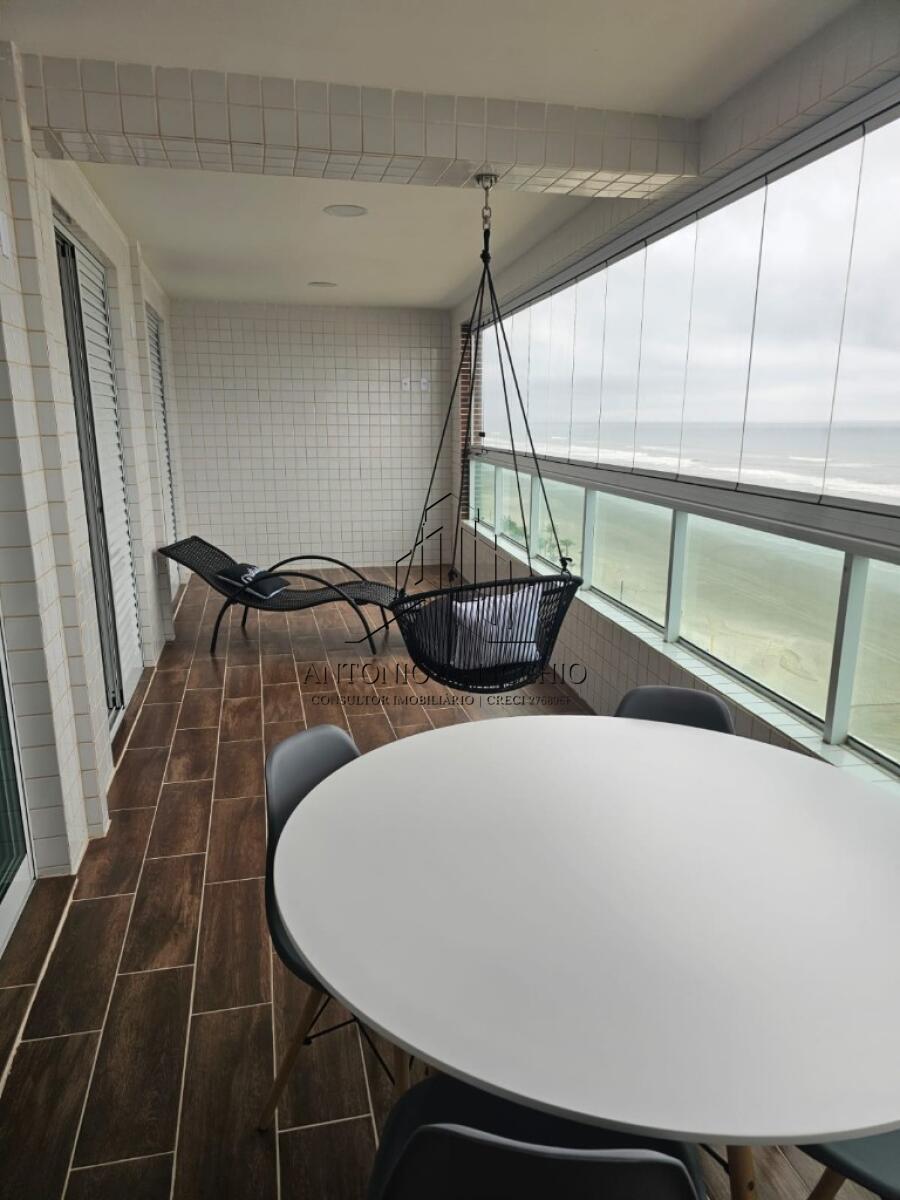 Apartamento com 2 quartos e 79 m² em Vila Guilhermina, Praia Grande