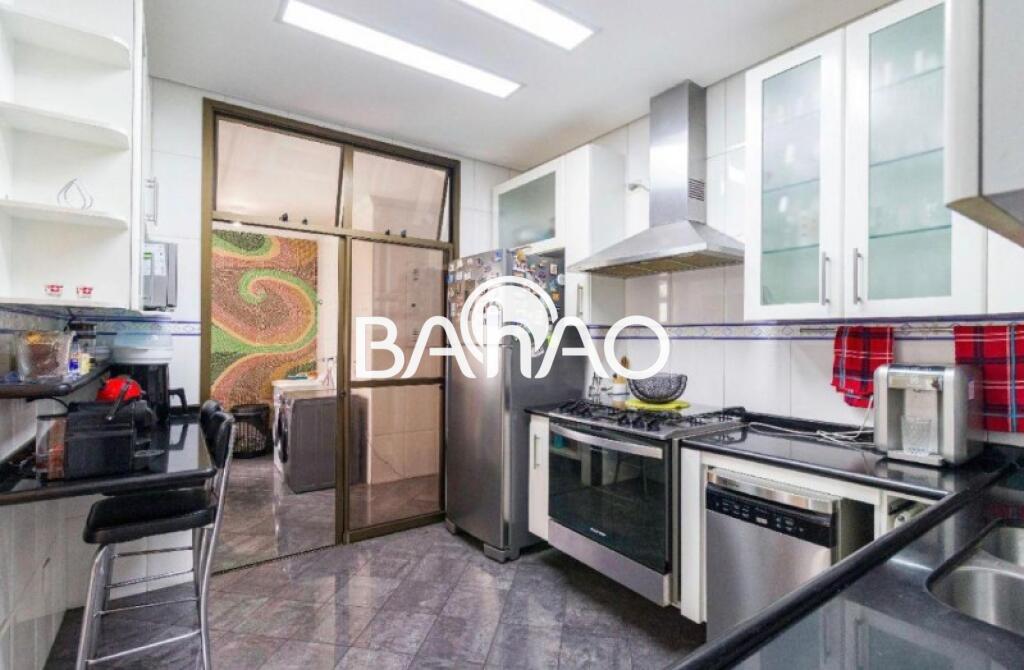 Apartamento com 4 quartos e 300 m² em Vila Guilhermina, Praia Grande