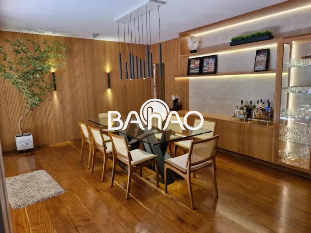 Casa com 4 quartos e 532 m² em Vila Guilhermina, Praia Grande